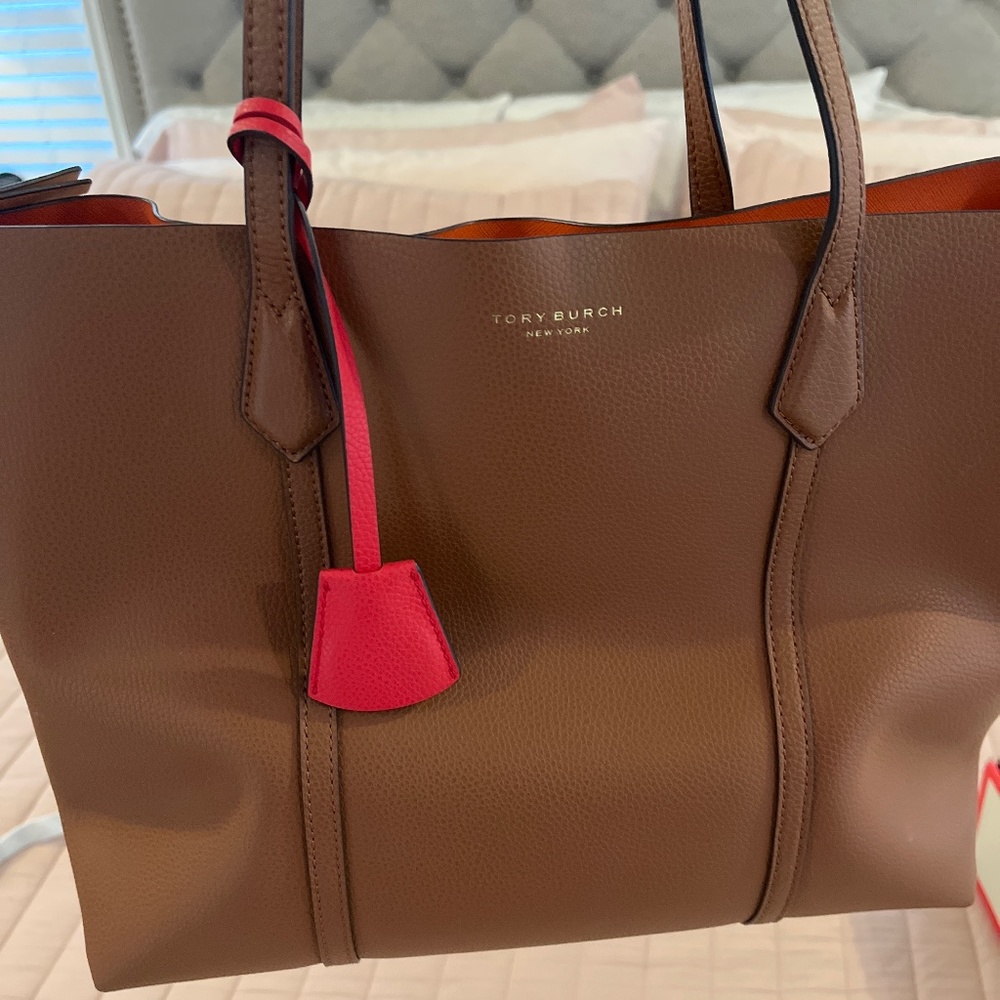 Camel Tory Burch shoulder bag.